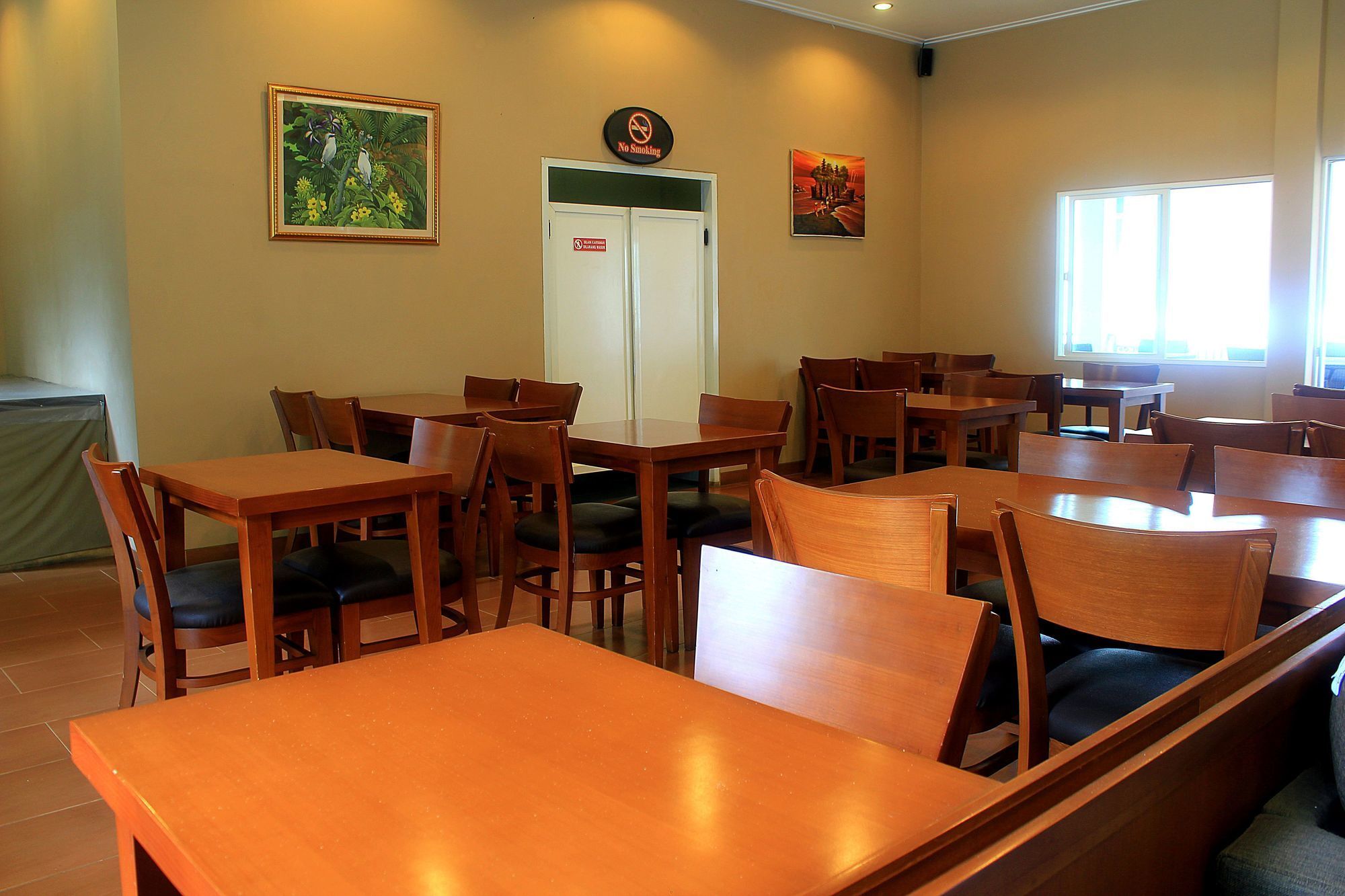 Zen Rooms Bukit Tunggul Bandung Exterior foto